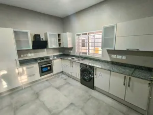 3bdrm House in Manet Court Estate for rent
