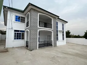 6bdrm Duplex in First Digital Real, Ghana Link Area for sale