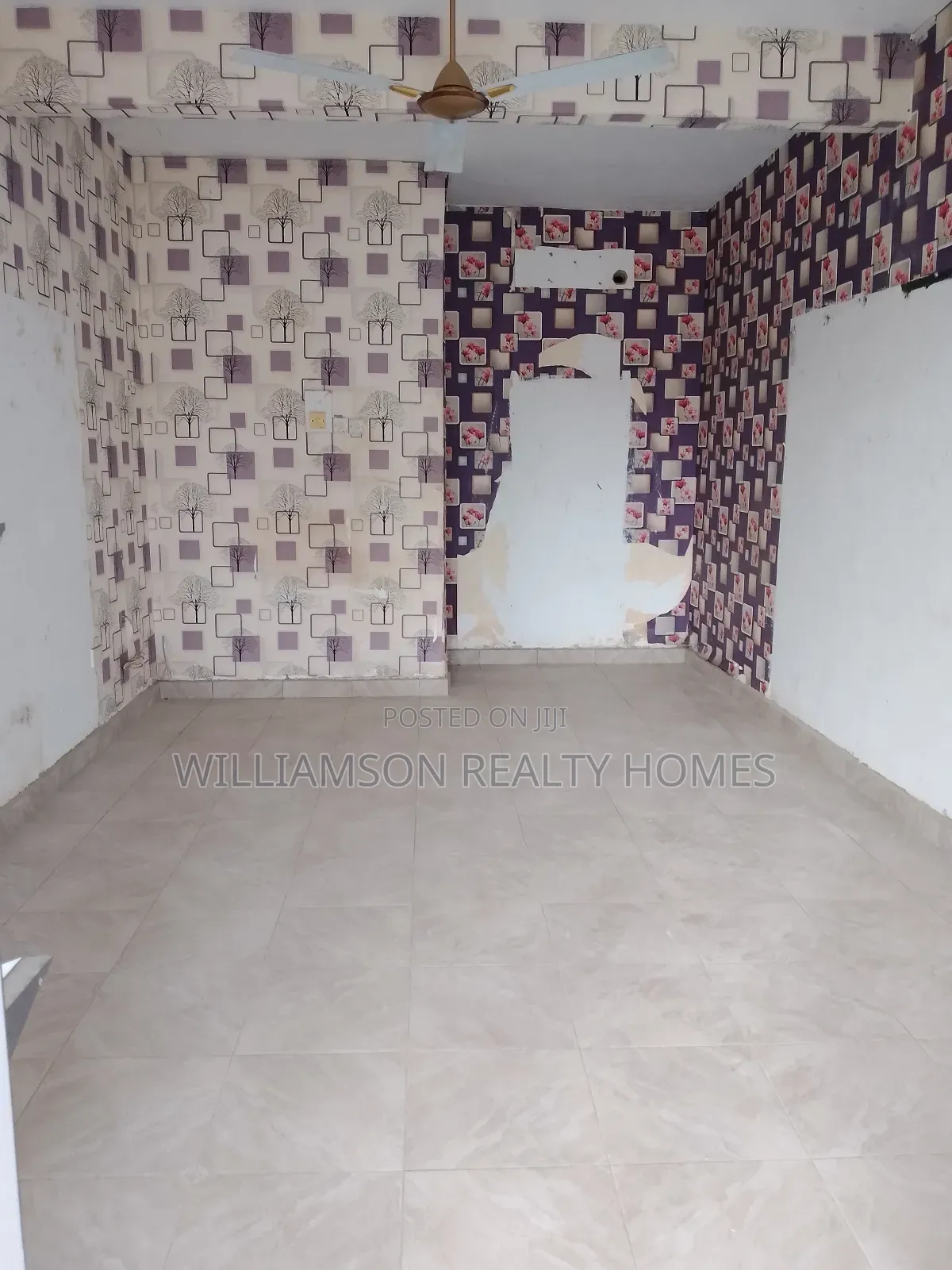 Downstairs Road Side Busy Shop/Store/Office Space at Spintex