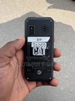 Cat B30 Black