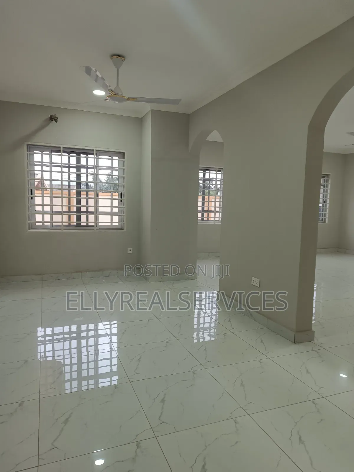 4bdrm House in Ellyrealservices, Adenta for rent