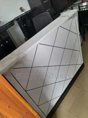 Qualified Office Reception Desk