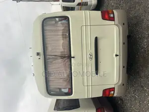 Hyundai County 2013 Grey