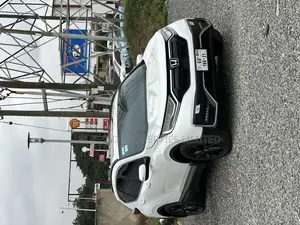 Honda CR-V Touring 2021 White