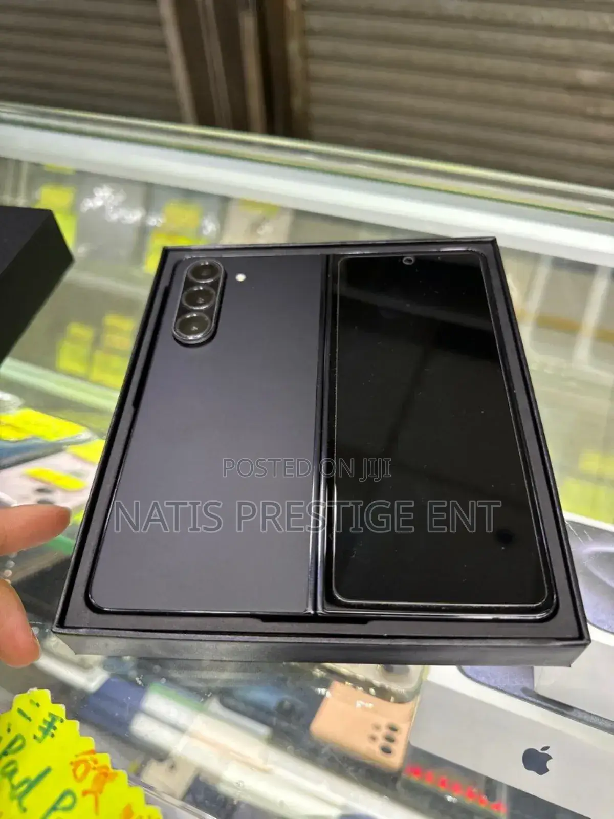 New Samsung Galaxy Z Fold4 512 GB Black