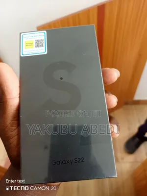 New Samsung Galaxy S22 Ultra 5G 128 GB Black