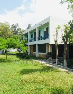 5bdrm House in Tema Metropolitan for rent