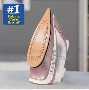 Russell Hobbs Peal Glide Steam Iron.
