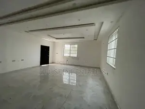 5bdrm House in K Fuseini Estate, Kumasi Metropolitan for sale