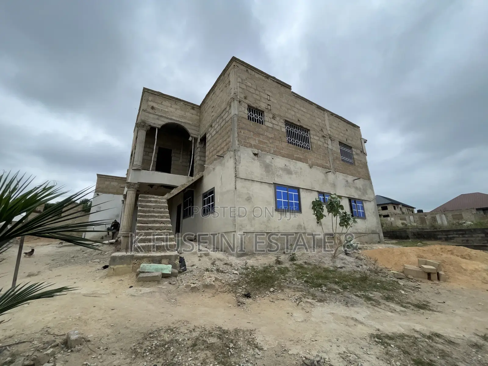8bdrm House in K Fuseini Estate, Kumasi Metropolitan for sale
