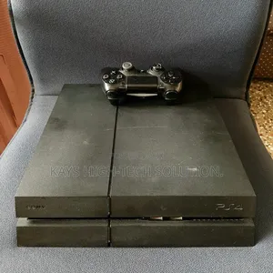 Ps4 Standard With 1 Controller and Fc 25