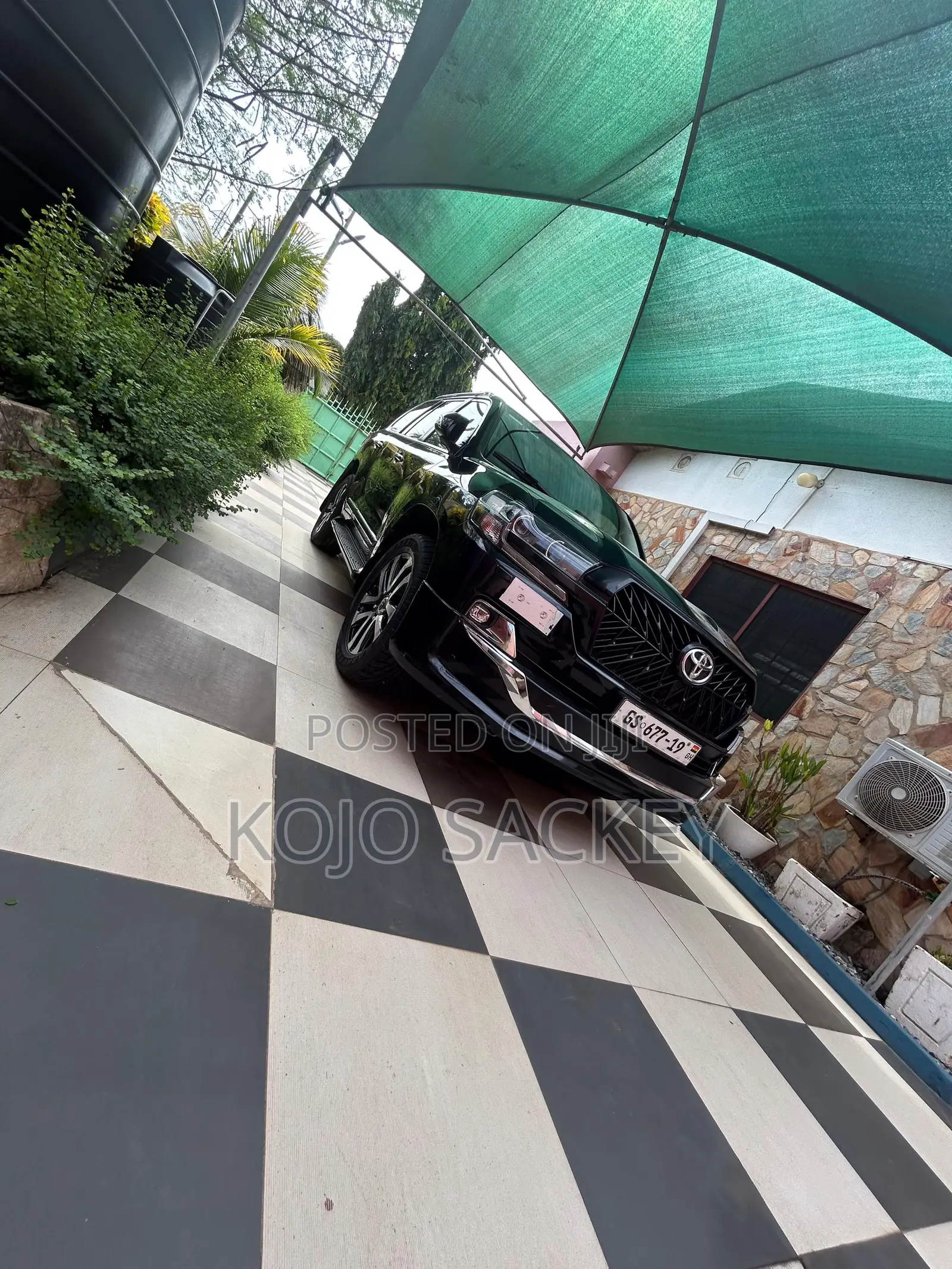Toyota Land Cruiser 4.0 V6 GXR 2019 Black