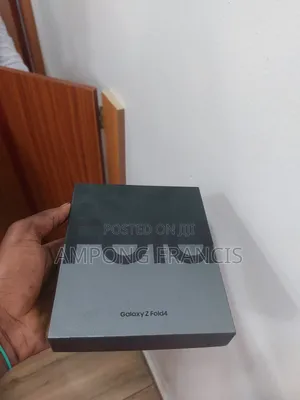New Samsung Galaxy Z Fold4 256 GB Black