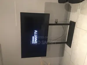 Tv Screen and Tv Stand Available for Rent