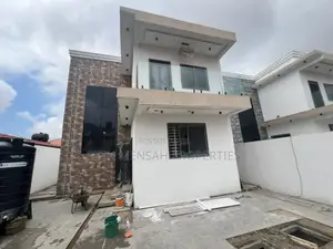 4bdrm House in Baatsona Total for sale