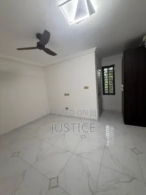 4bdrm House in Dzorwulu for sale