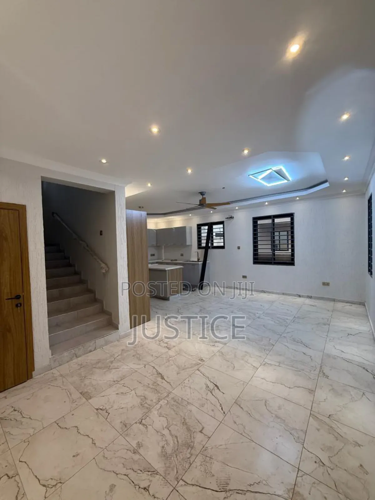 4bdrm House in Dzorwulu for sale