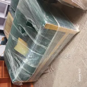 Neatly Designed Brand New Foreign Sofa Set