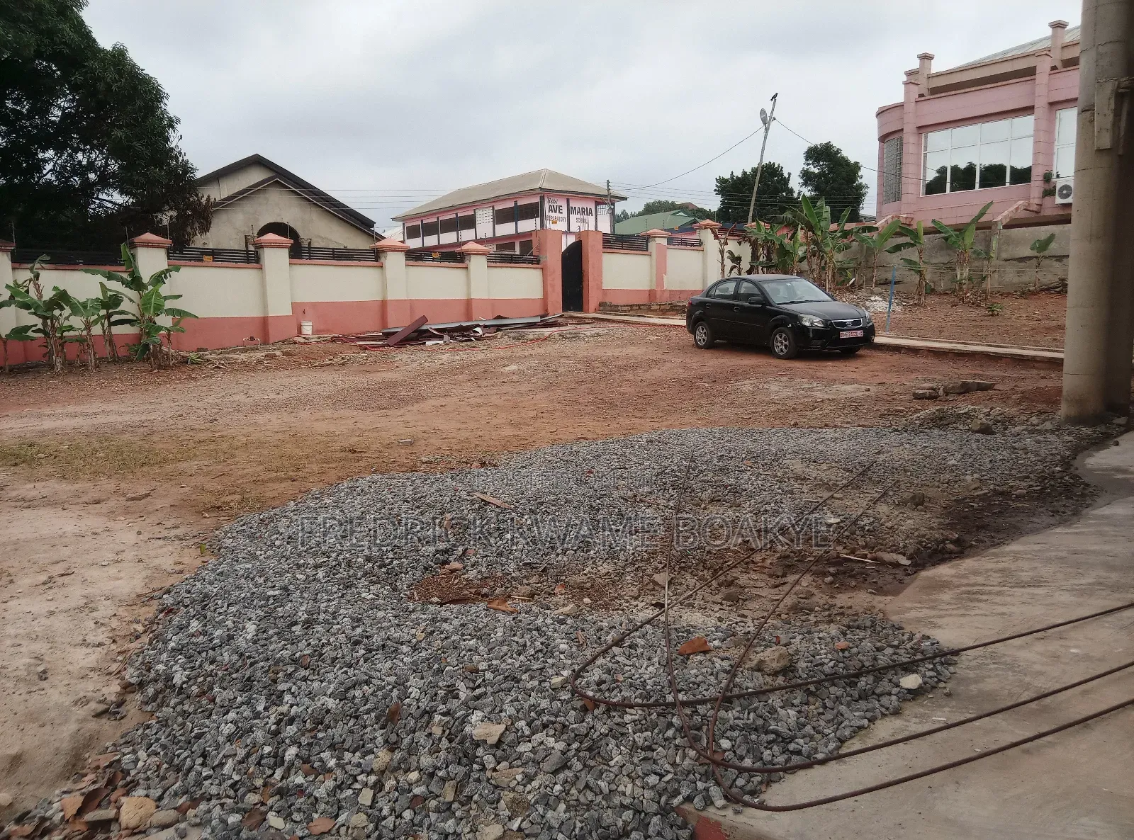 8bdrm House in Brother K Estate, Kumasi Metropolitan for sale