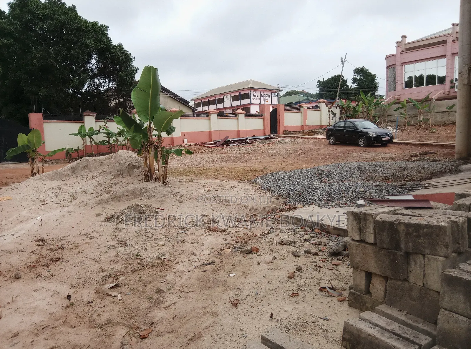 8bdrm House in Brother K Estate, Kumasi Metropolitan for sale