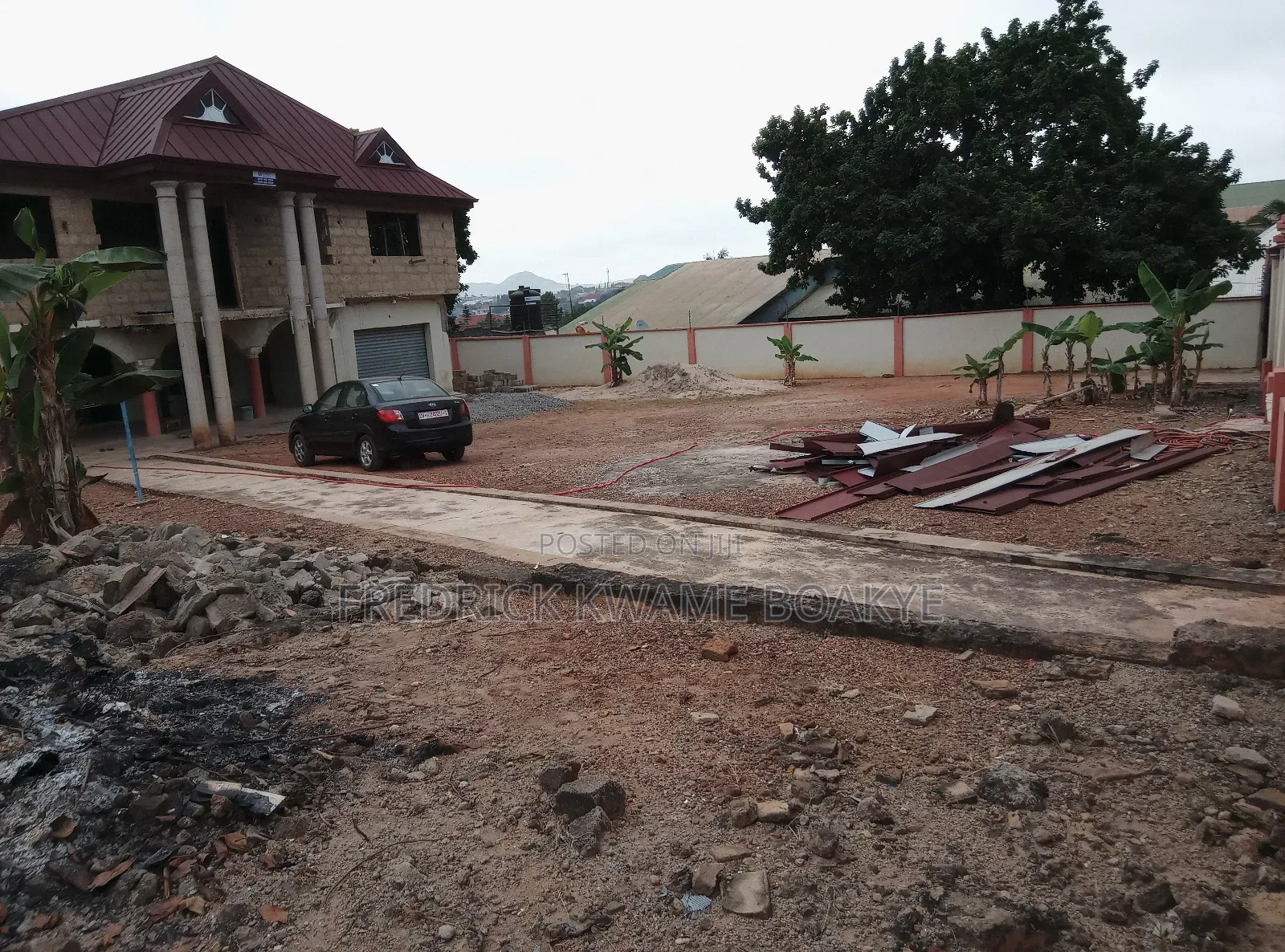 8bdrm House in Brother K Estate, Kumasi Metropolitan for sale