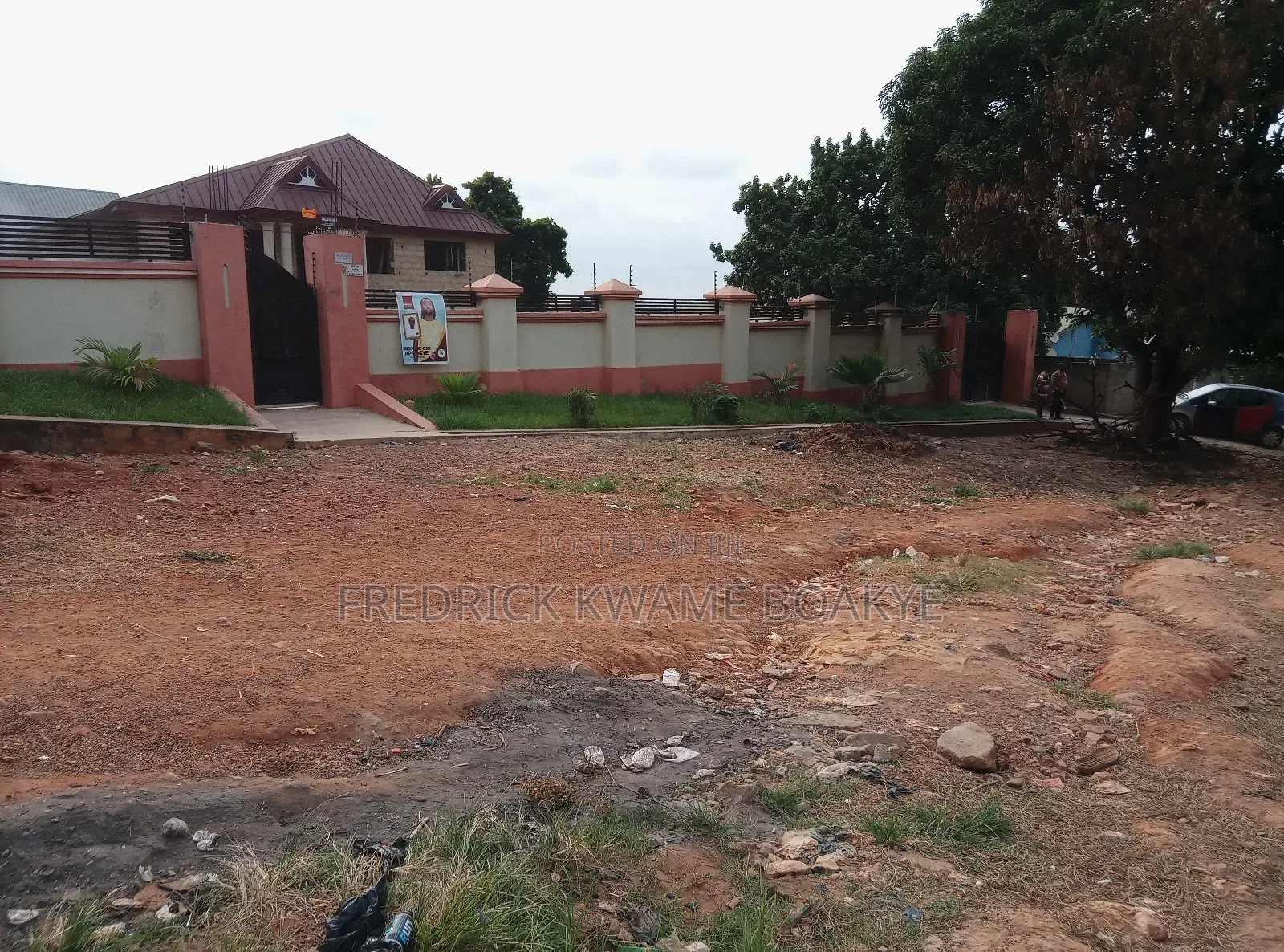 8bdrm House in Brother K Estate, Kumasi Metropolitan for sale