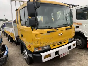 Double Axle Hyundai 5 Tonnes