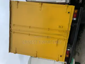 Container Truck