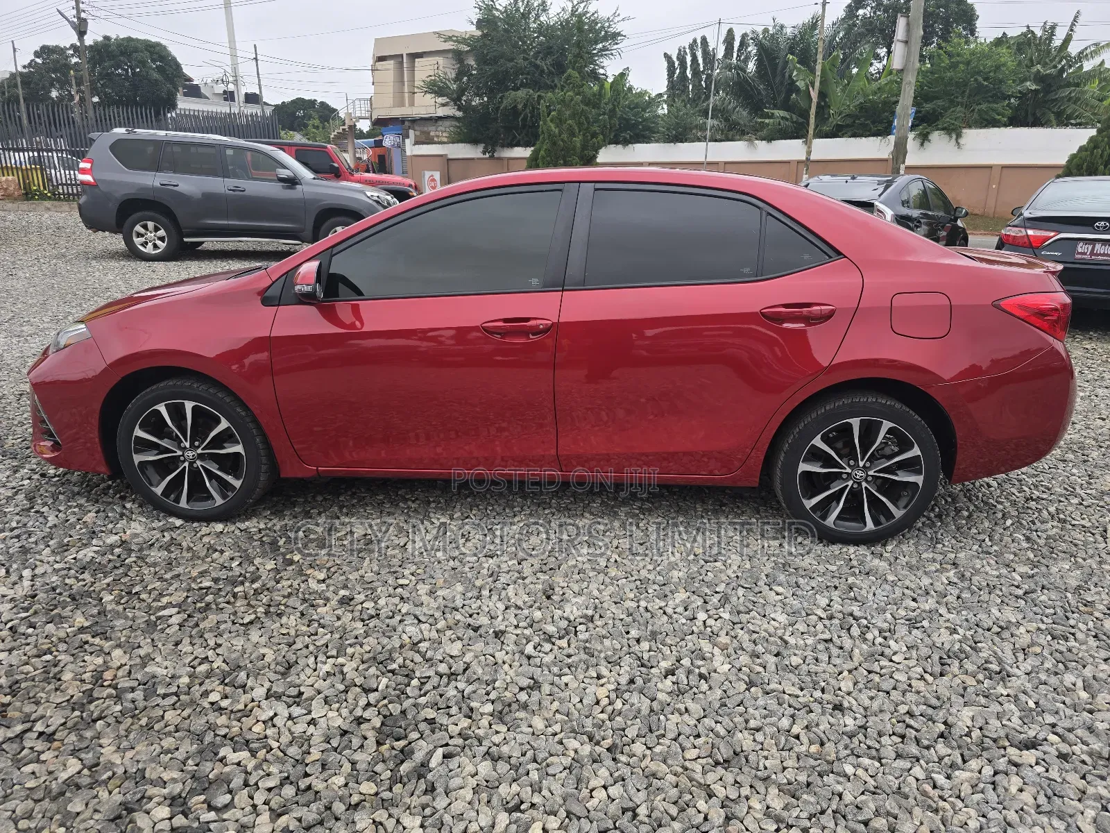 Toyota Corolla SE 4dr Sedan (1.8L 4cyl CVT) 2017 Burgundy