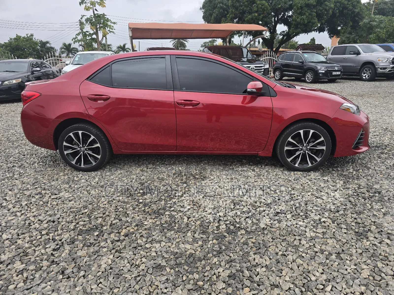 Toyota Corolla SE 4dr Sedan (1.8L 4cyl CVT) 2017 Burgundy