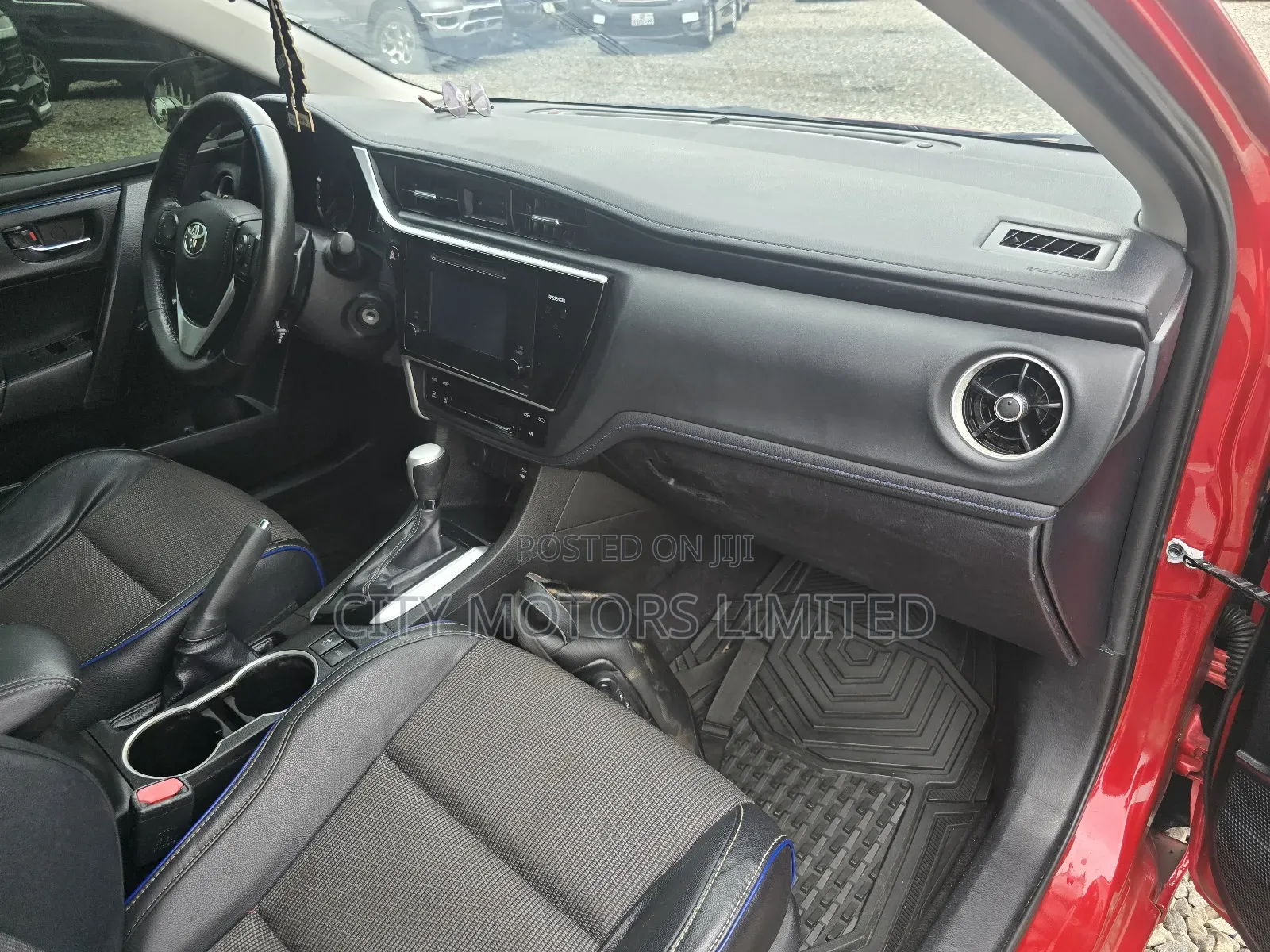 Toyota Corolla SE 4dr Sedan (1.8L 4cyl CVT) 2017 Burgundy