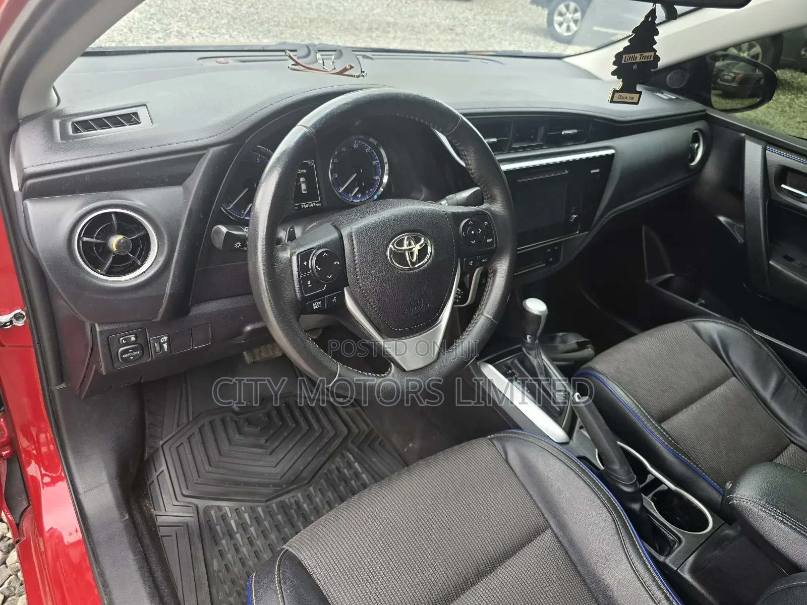 Toyota Corolla SE 4dr Sedan (1.8L 4cyl CVT) 2017 Burgundy