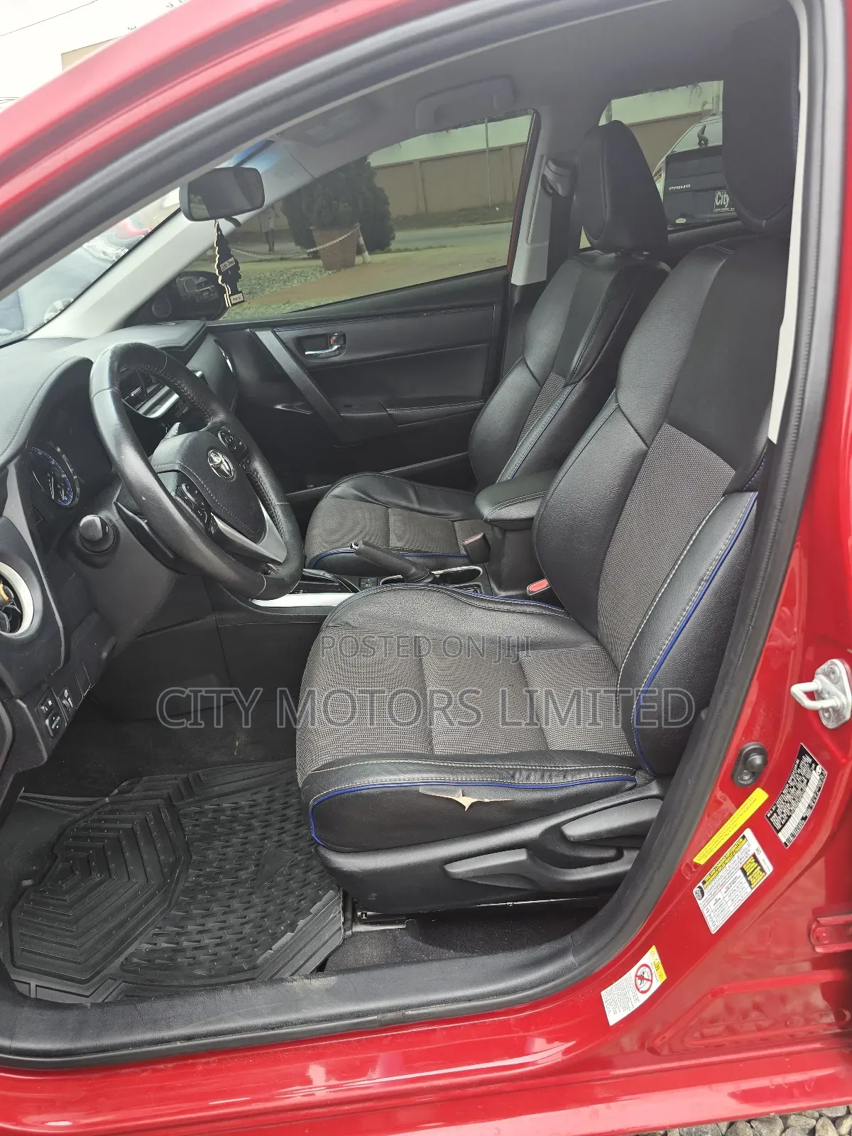 Toyota Corolla SE 4dr Sedan (1.8L 4cyl CVT) 2017 Burgundy