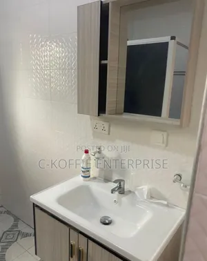 Furnished 2bdrm Apartment in Osu for rent