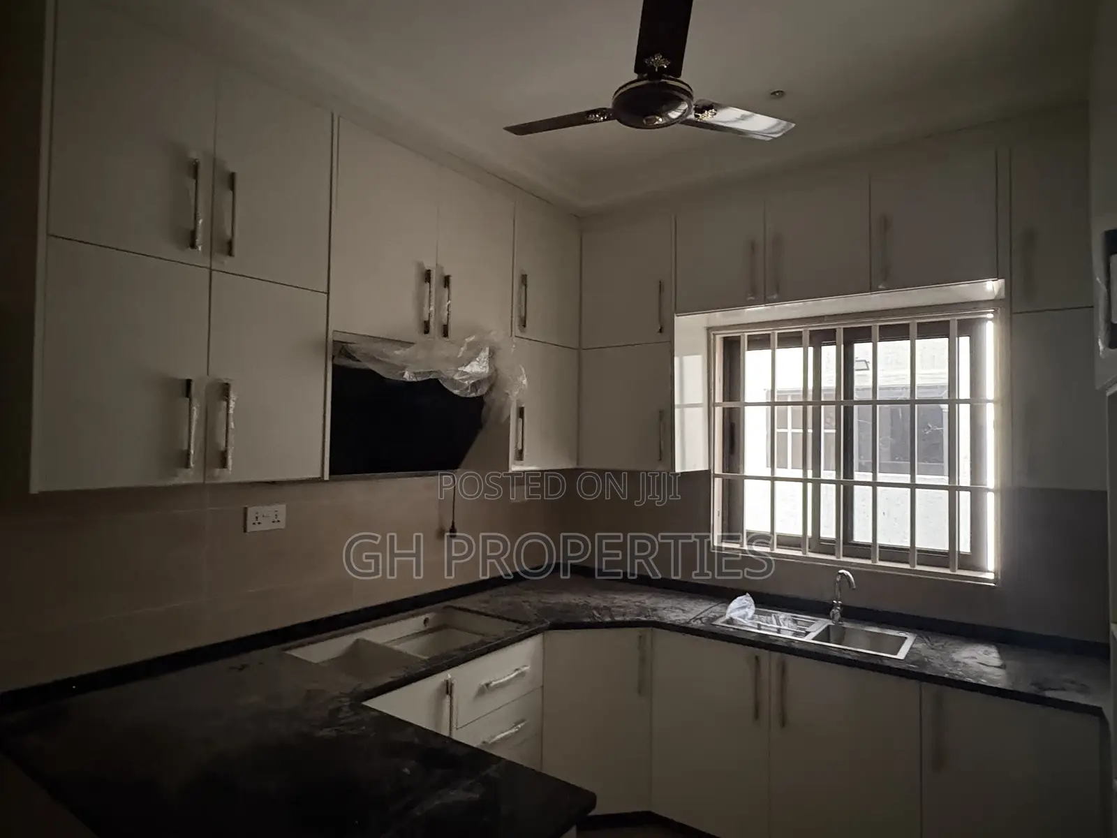4bdrm House in Sokoban,Afrancho, Kumasi Metropolitan for sale