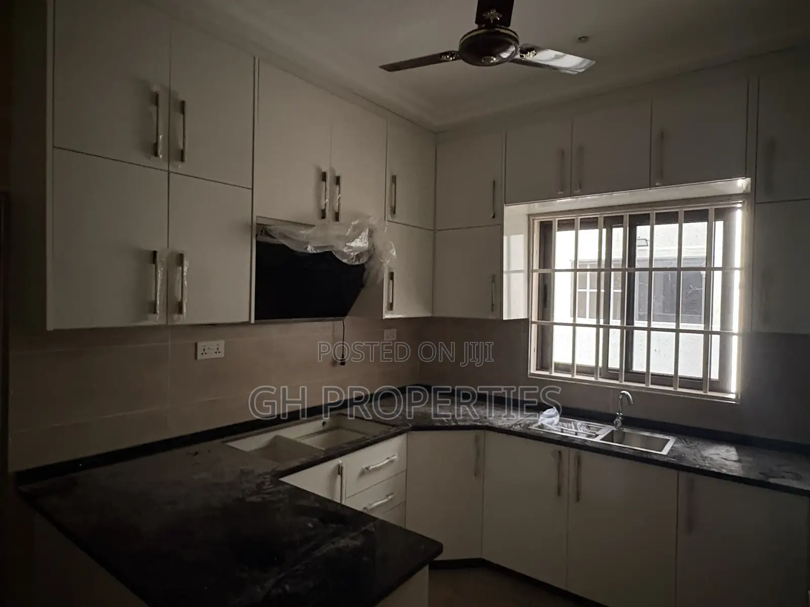 4bdrm House in Sokoban,Afrancho, Kumasi Metropolitan for sale