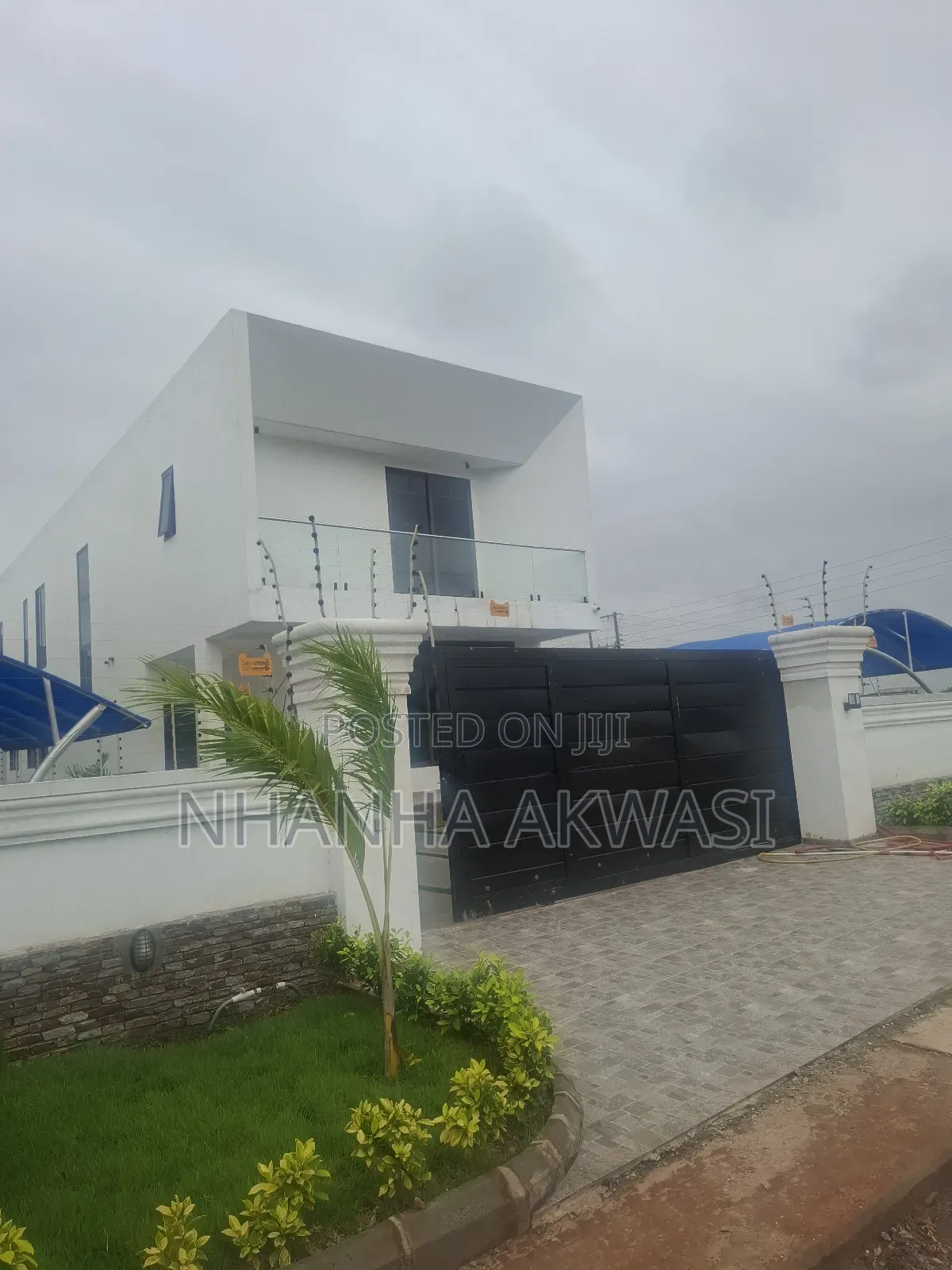 4bdrm House in Community 24, Tema Metropolitan for rent