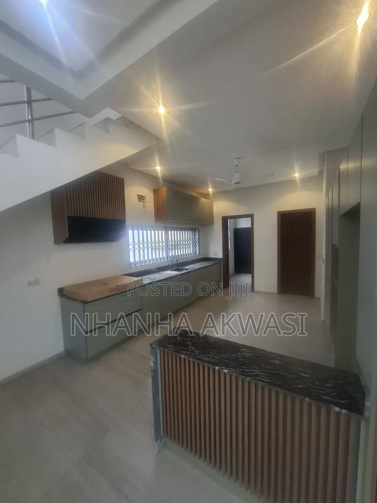 4bdrm House in Community 24, Tema Metropolitan for rent