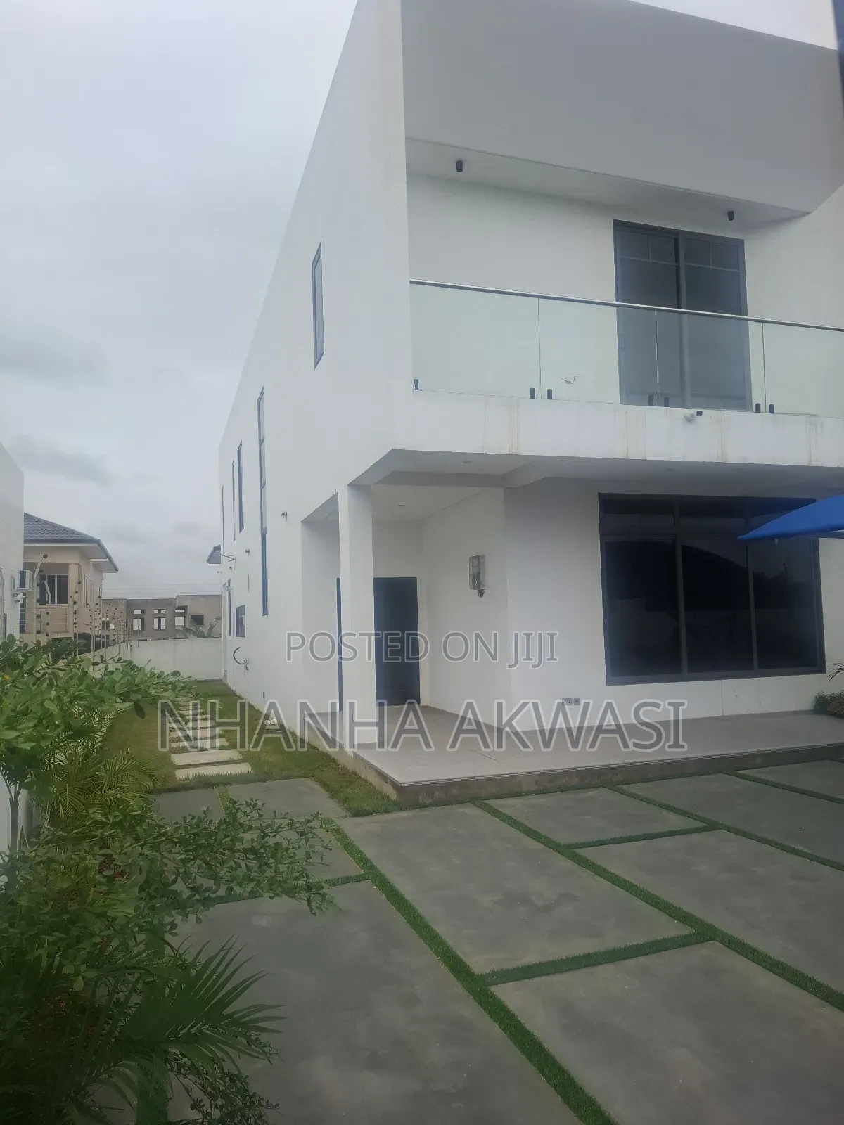 4bdrm House in Community 24, Tema Metropolitan for rent