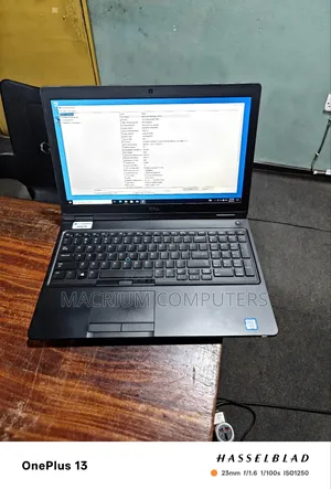 Laptop Dell Latitude 3310 4GB Intel Core I5 SSD 256GB