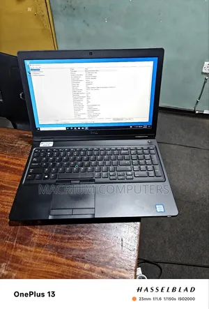 Laptop Dell Latitude 3310 4GB Intel Core I5 SSD 256GB