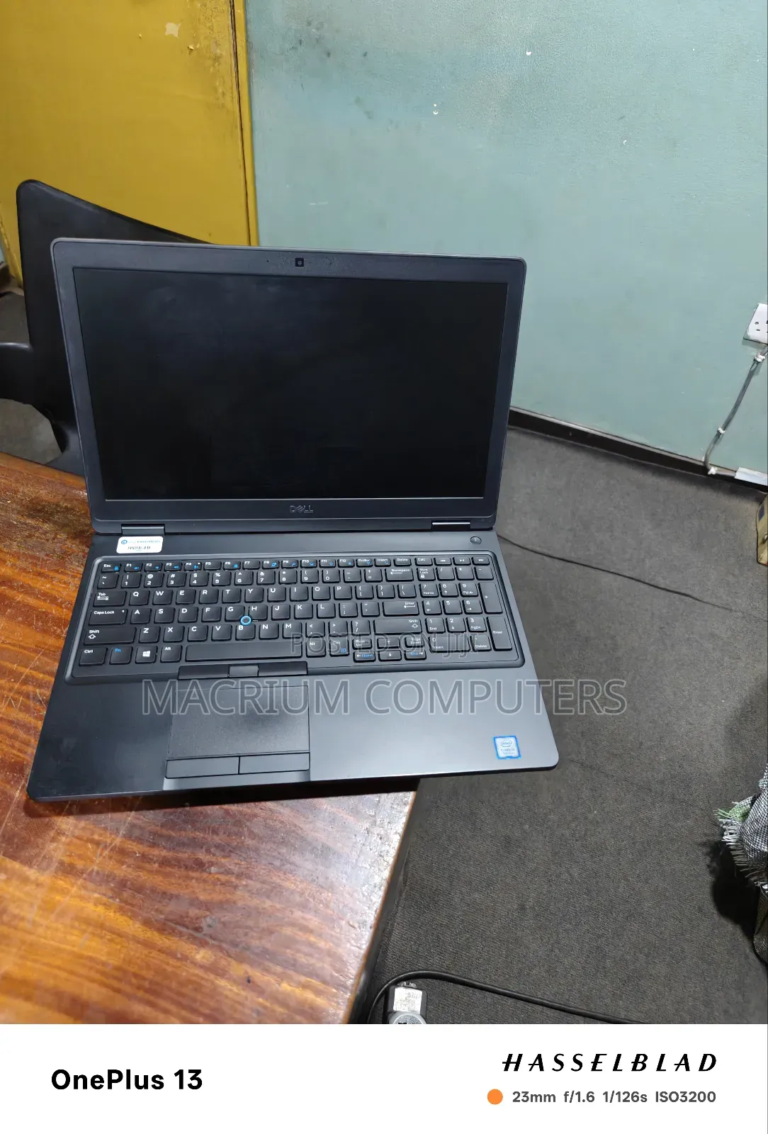 Laptop Dell Latitude 3310 4GB Intel Core I5 SSD 256GB