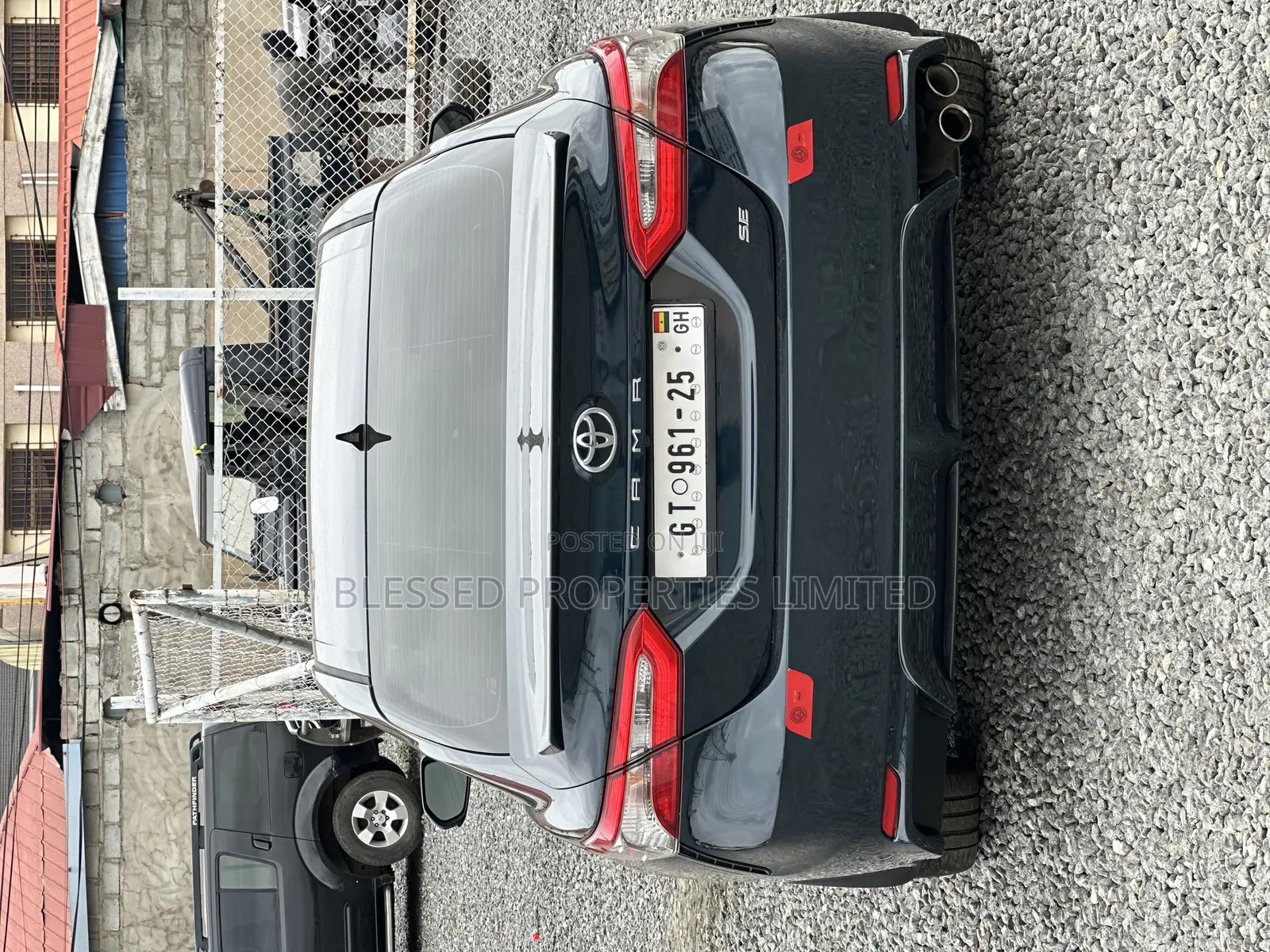 Toyota Camry SE FWD (2.5L 4cyl 8AM) 2018 Blue