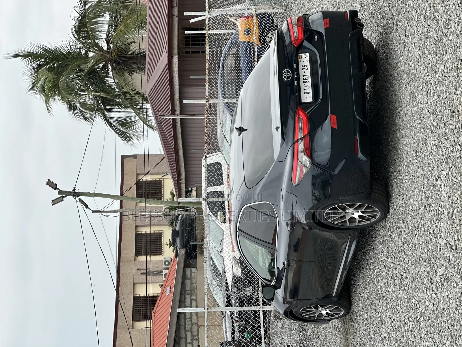 Toyota Camry SE FWD (2.5L 4cyl 8AM) 2018 Blue