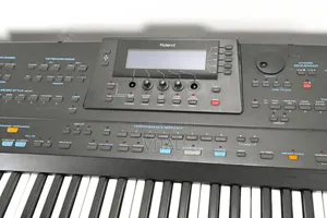 Roland E 96