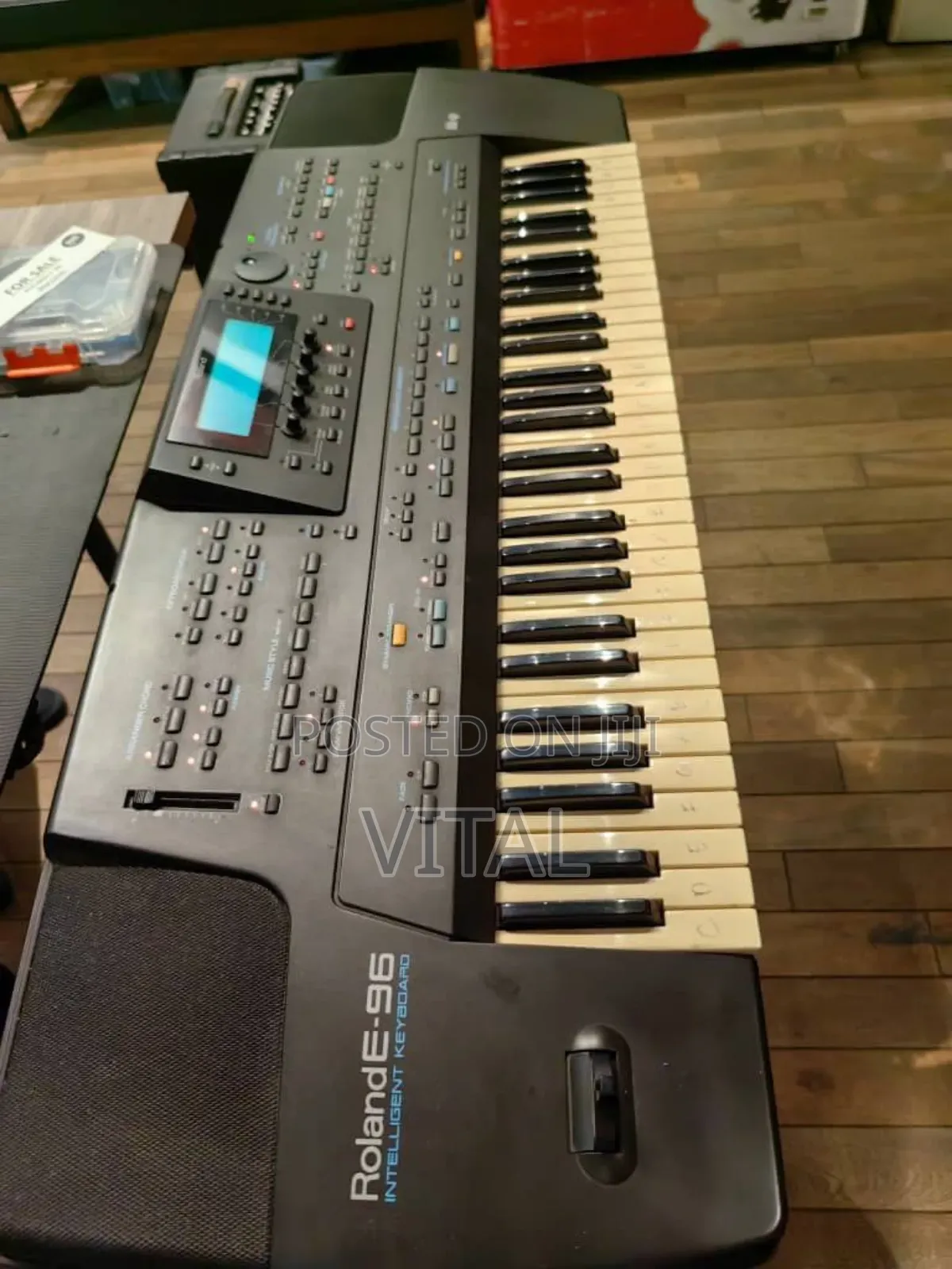 Roland E 96