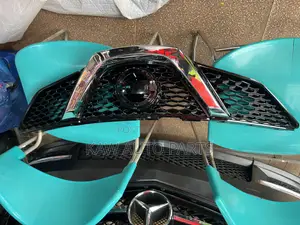 2014,2015,2016,2017,2018,2019,2020 Front Grille For Nissan Qashqai