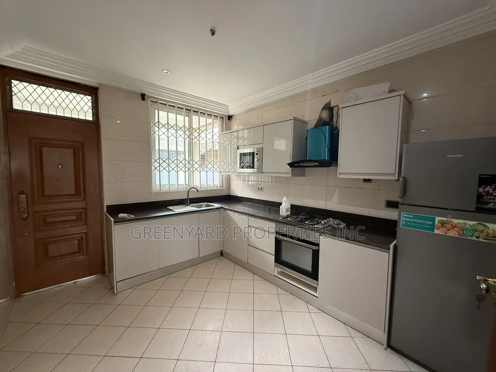 3bdrm Apartment in Mangos, East Legon for rent