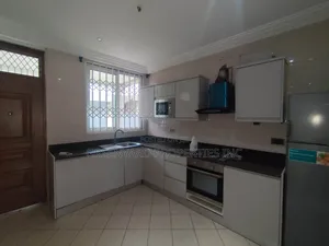 3bdrm Apartment in American House, East Legon for rent