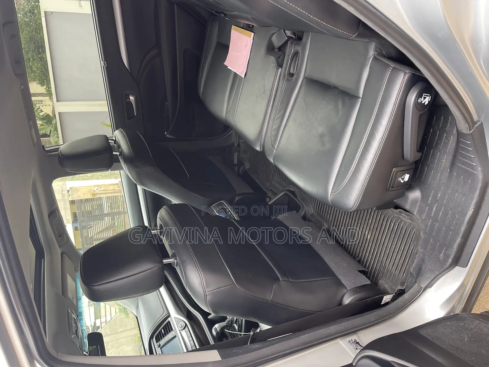 Toyota Highlander XLE 2019 Gray